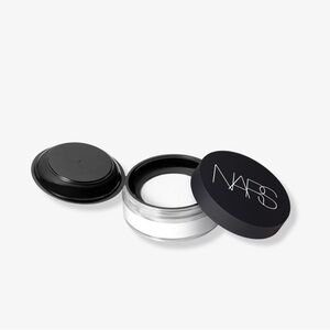 NEW NARS Light Reflecting Setting Powder in translucent Crystal